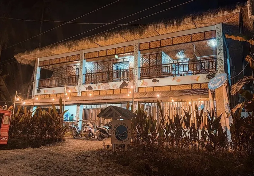 Tres Islas Hostel - Image 1