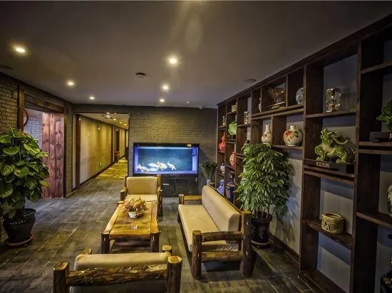 Bogut Holiday Hotel Xilinhot - Image 1