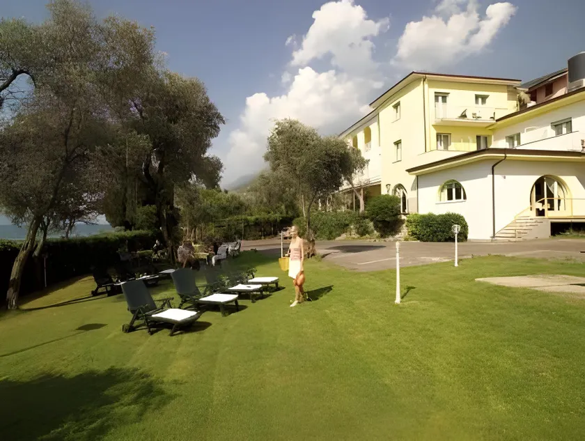 Hotel Orione - Lake Front Hotel - Image 1