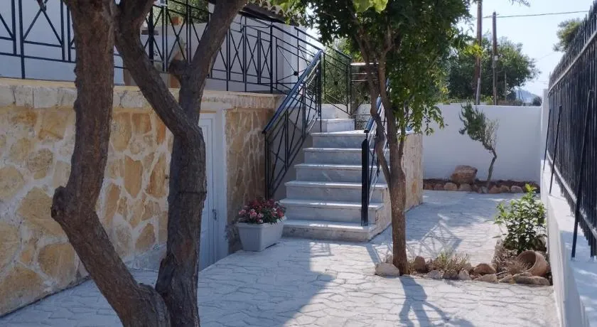 παραδοσιακό και ήρεμο καταλυμα - Image 1