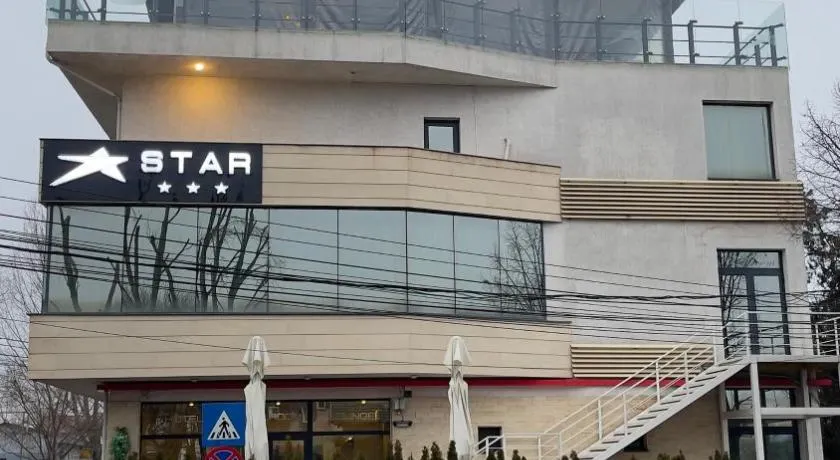 Star Hotel - Image 1