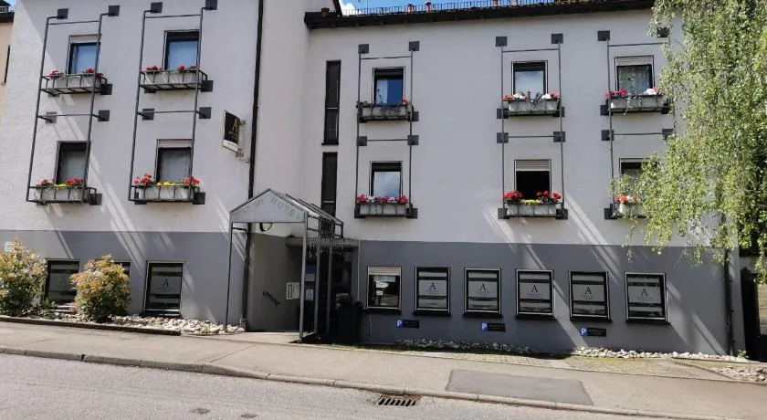Akteon Hotel - Image 1
