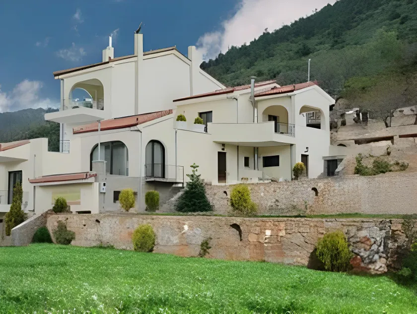 Flygonion Guesthouse - Image 1