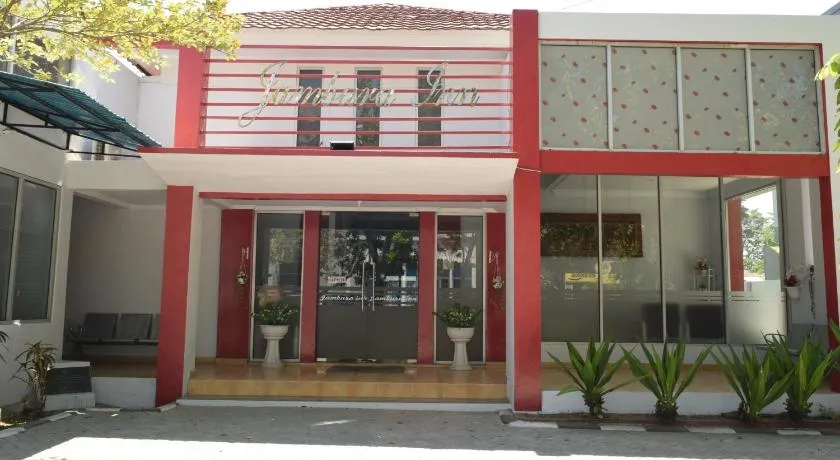 Jambura Inn - Image 1