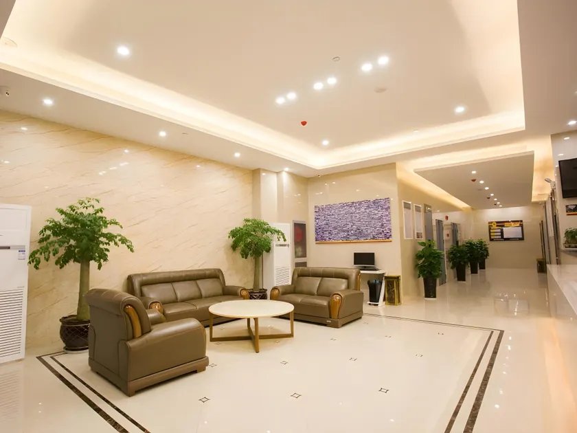 GreenTree Inn Express Jiaxing Tongxiang Xiaochang Dong Road - Image 1
