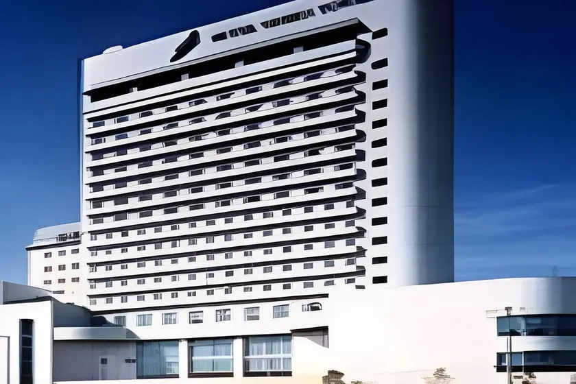 Hotel Green Tower Makuhari - Image 1