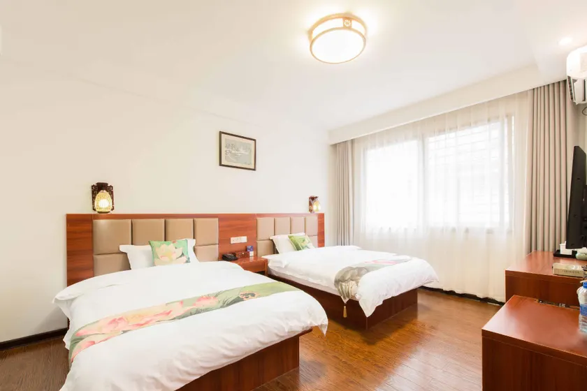 XiangYi Inn - Image 1