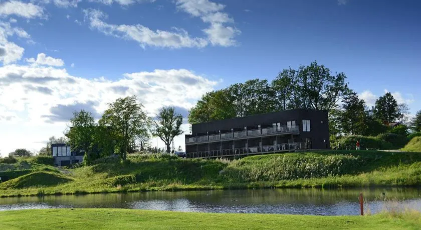 Sand Golf Club - Image 1