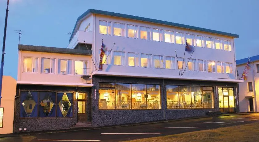 Guesthouse Sunnuhóll - Image 1
