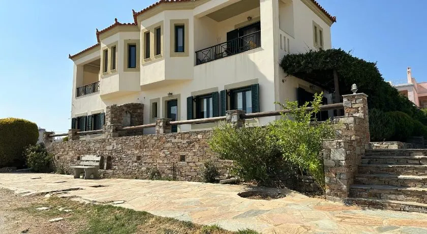 Belvedere Karystos - Image 1