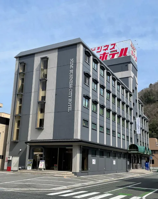 Niimi Business City Hotel - Image 1