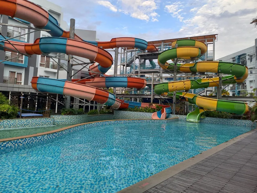 PENTAPOLIS WONGKITO - AQUA BOOM Water Park - Image 1