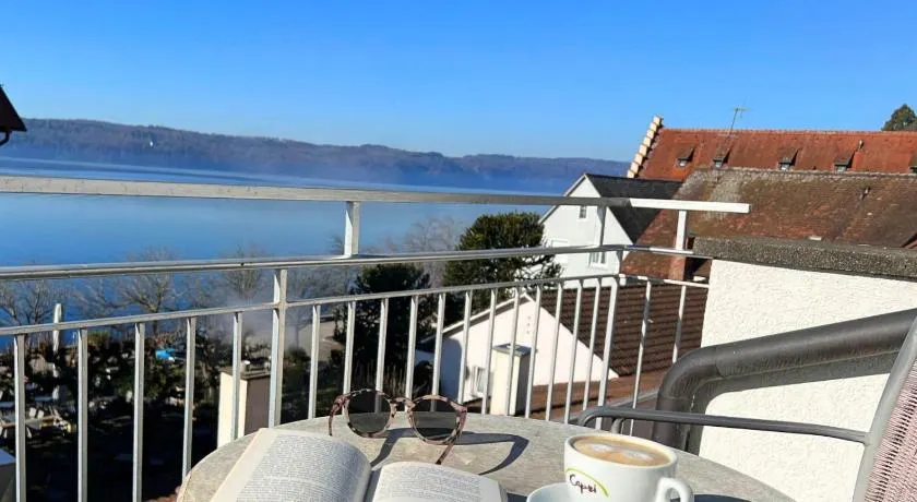 Hotel Capri - Image 1