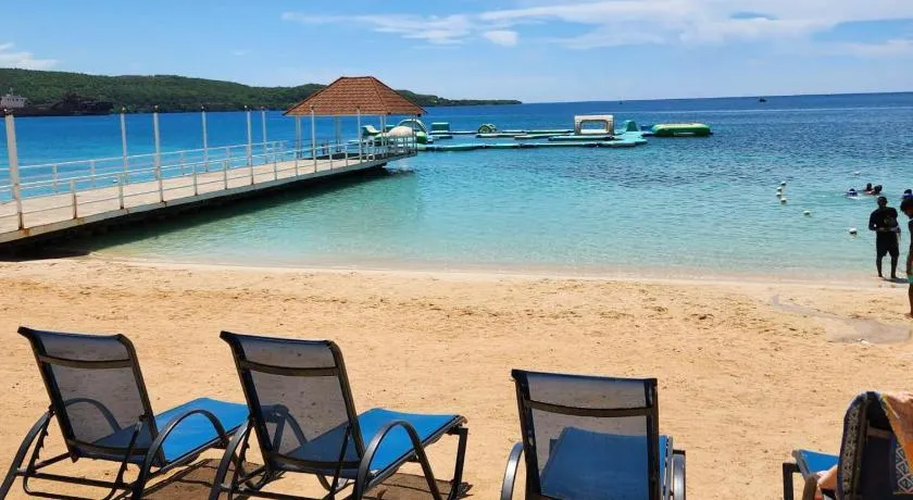 Free Beach&Pool Access -Vaes Luxury Escape - Image 1