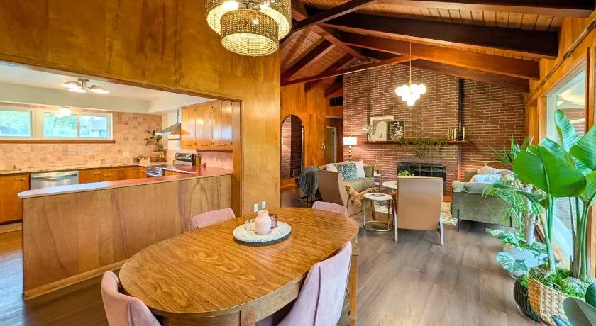 Midcentury Riverfront Retreat - Image 1
