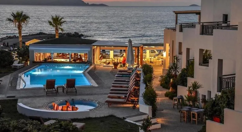 Yria Beach Hotel - Image 1