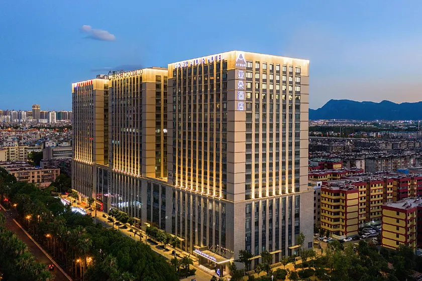 Atour Hotel Kunming West Renmin Road Daguan - Image 1