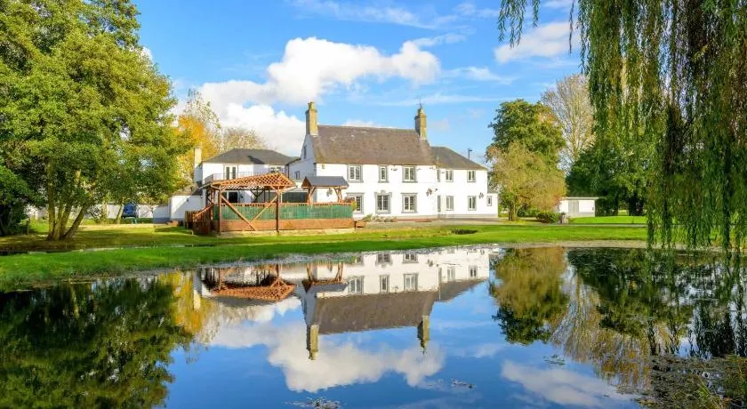Home with Natural Mineral Spring Water near Stamford - Image 1