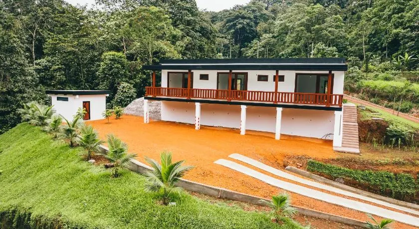 Casa de la Cascada - Image 1