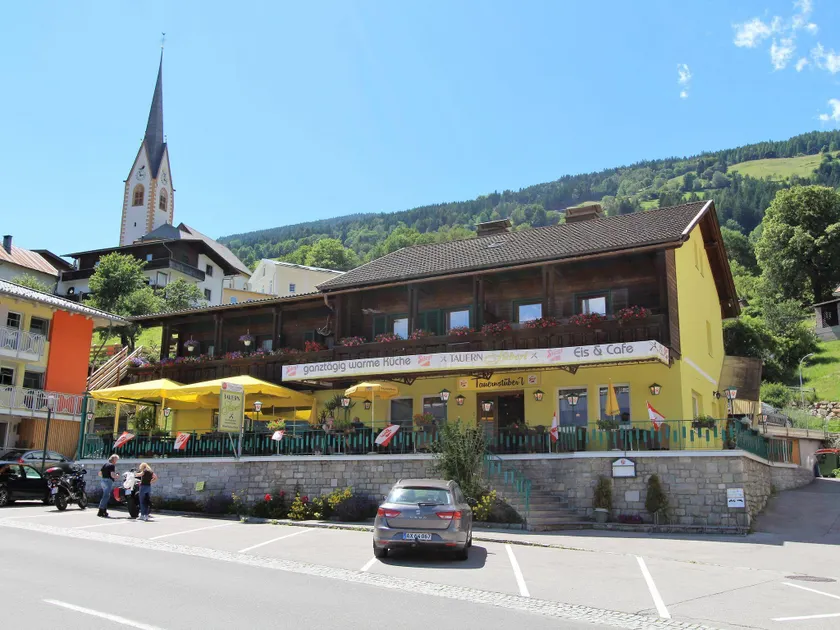 Alluring Apartment in Winklern with Terrace, Parking & Supermarket Closeby - Image 1