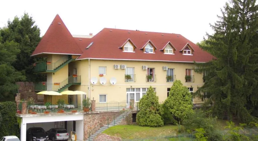 Gutenberg Villa - Image 1