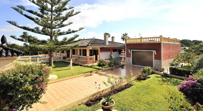VILLA CHABELA en Bahía Grande Zona Residencial - Image 1