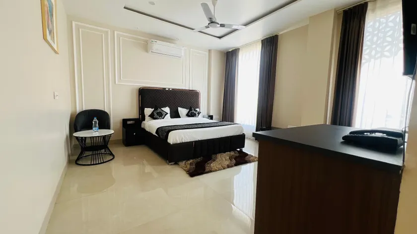 Hotel Paradise Dream - Image 1