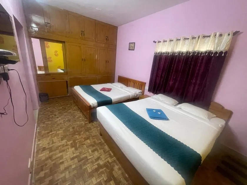 Hotel PNR'S Paradise - Image 1