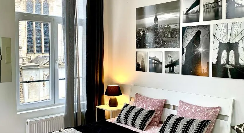 BONJOUR Apartments Сentre 3 - Image 1