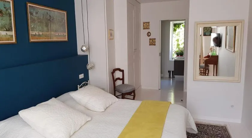 Villa Mary - Image 1
