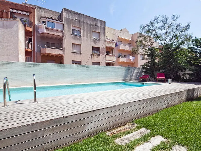 Charmant appartement de vacances avec jardin | Proche Parc Güell - Image 1
