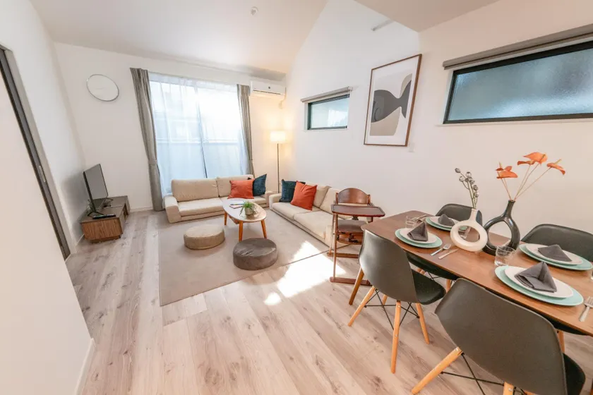 Hotel alpha - Image 1