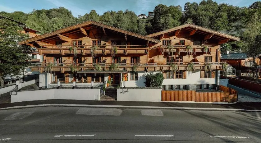 TheResi Apartmenthotel - Image 1