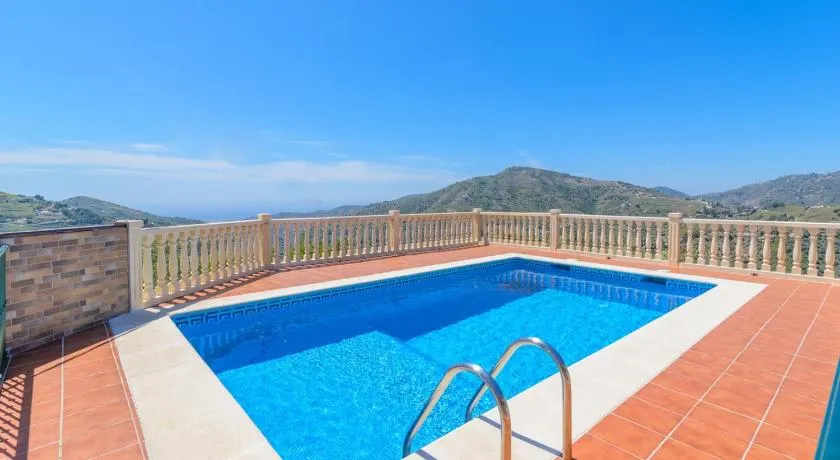 Cortijo Metomela Torrox by Ruralidays - Image 1