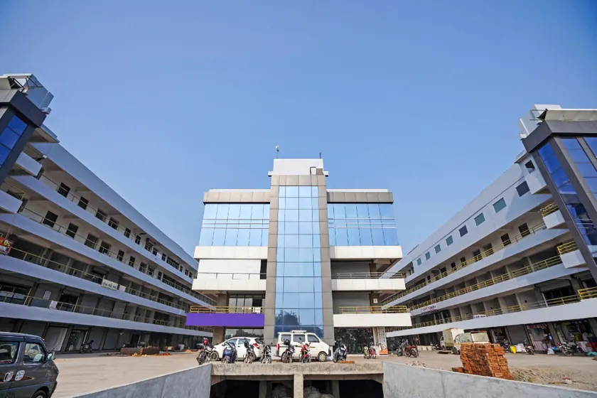 Hotel O Anant - Image 1