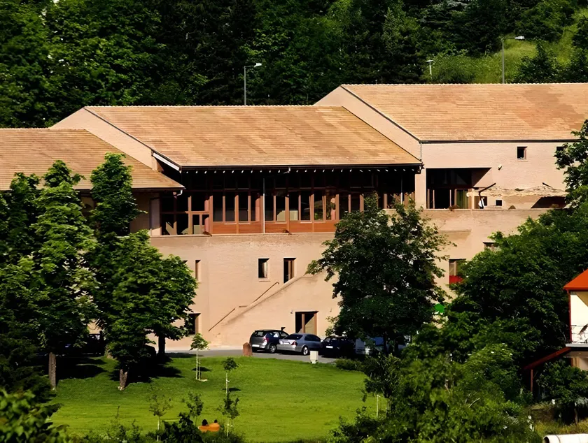 Völgyikút Ház - Image 1
