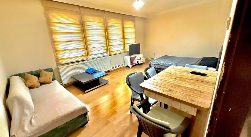 Best apartment with kitchen in the center - Image 1