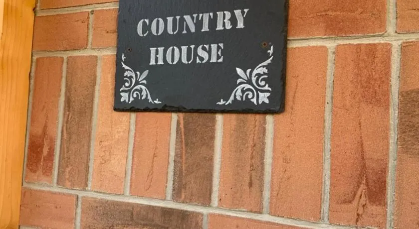 Country house - Image 1