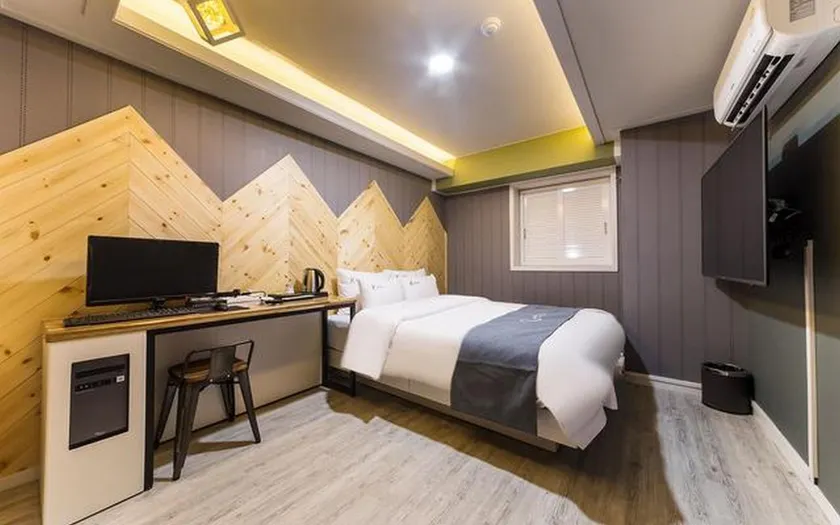 K Stay Yeongtong Branch - Image 1