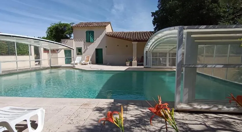 Chambre d'hôtes indépendante avec piscine au Mas de Saint-Jean - Image 1