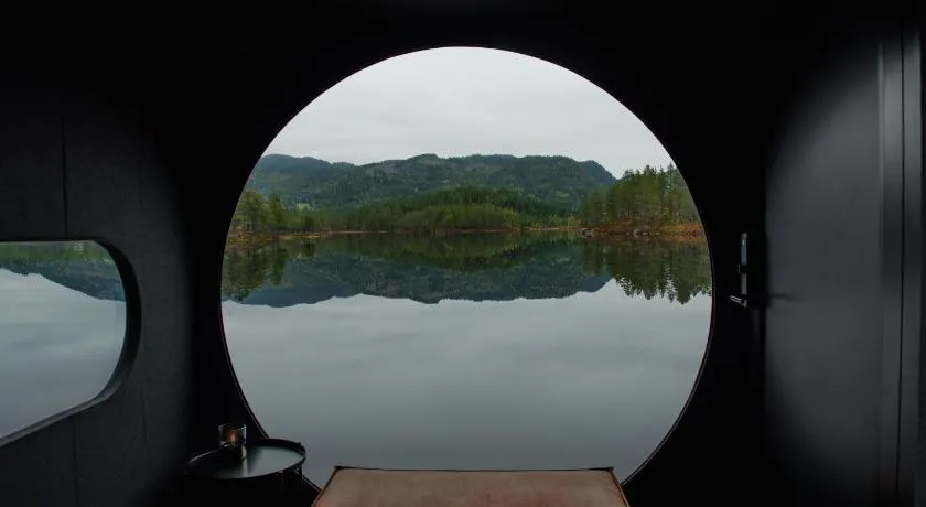 Birdbox Tokke - Image 1