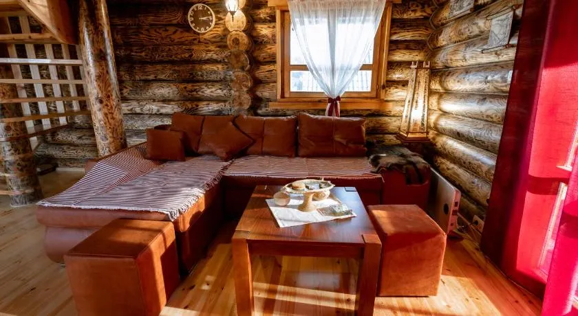 Zlatarske brvnare Zlatar Chalets - Image 1