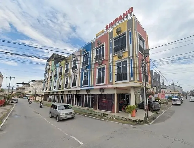 HOTEL SIMPANG SINGKAWANG - Image 1