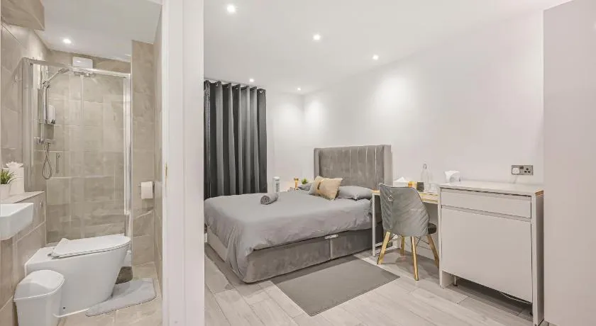 Bricklane Apartment - Image 1