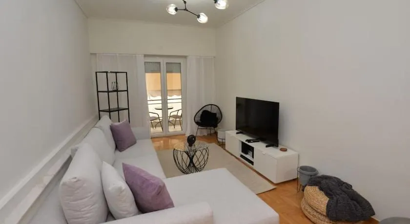 Zen Oasis Apartment - Image 1