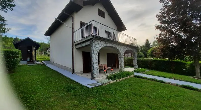 Kuća za odmor VB-IDRO - Image 1