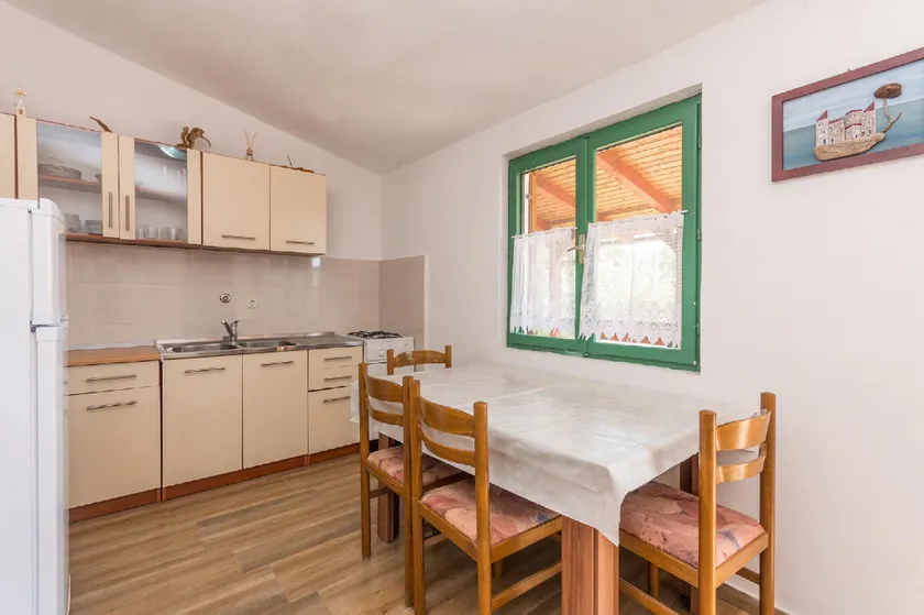 House Cherry - Image 1
