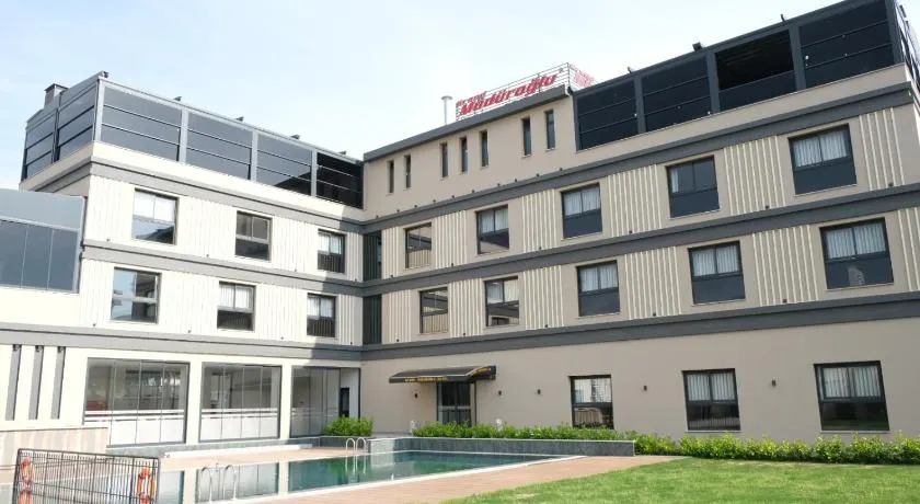 Grand Müdüroğlu Hotel - Image 1