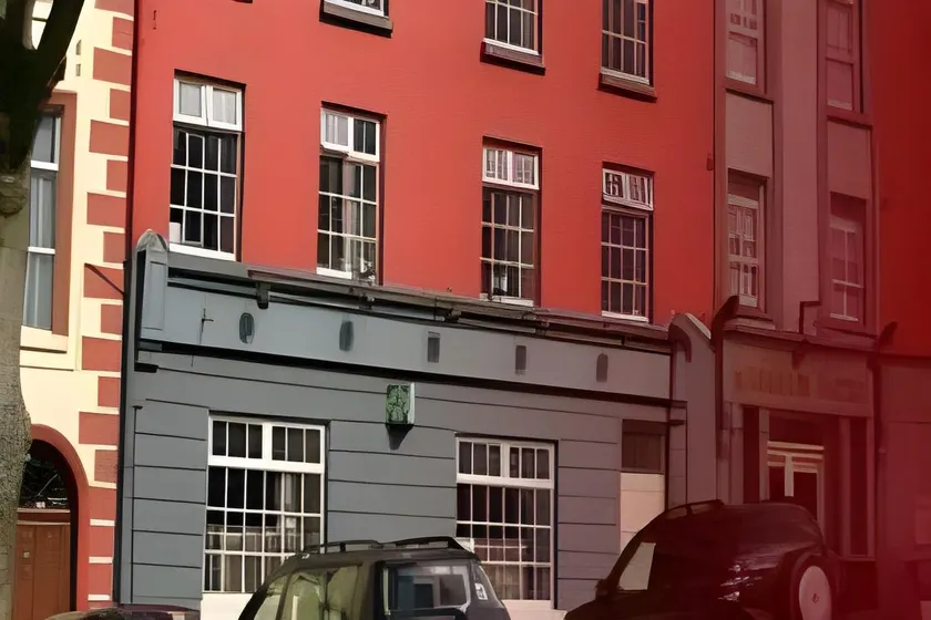 The Gateway Hotel - Image 1