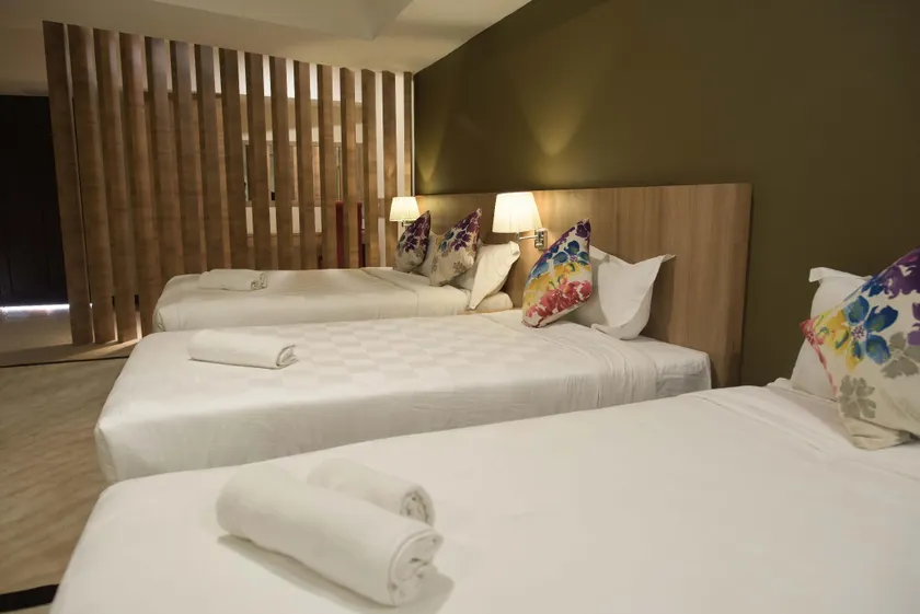 Mornington Hotel Waterfront Lumut - Image 1